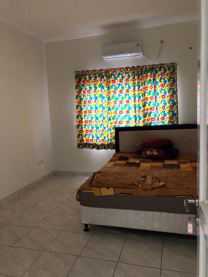 Rumah disewakan di Pasadena Deltamas Cikarang